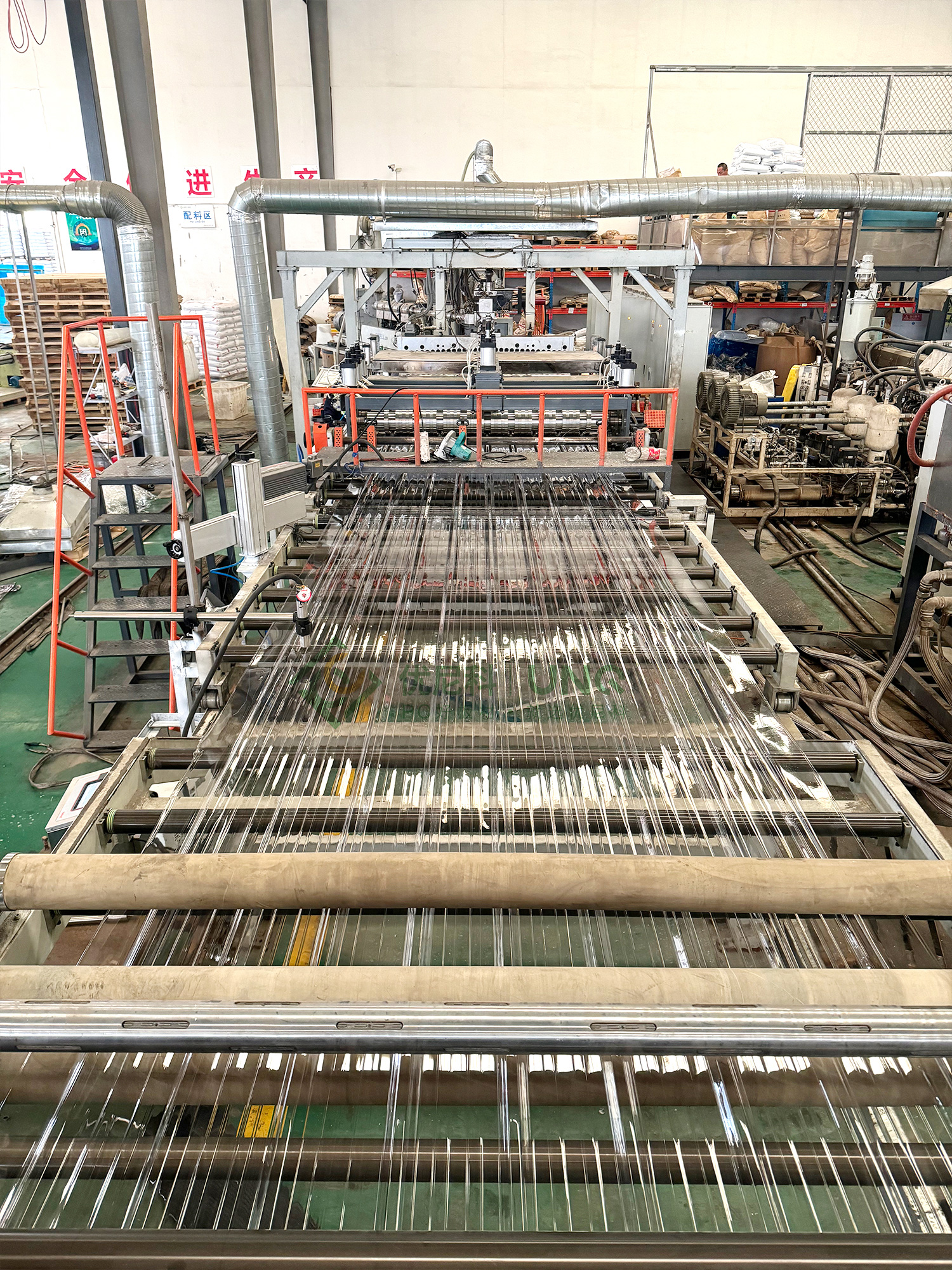 優(yōu)尼科 PC 瓦:創(chuàng)新驅(qū)動,品質(zhì)領(lǐng)航